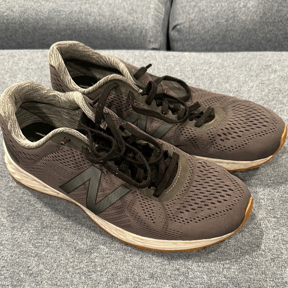 New Balance Gray and Black Athletic Shoes with Breathable Mesh